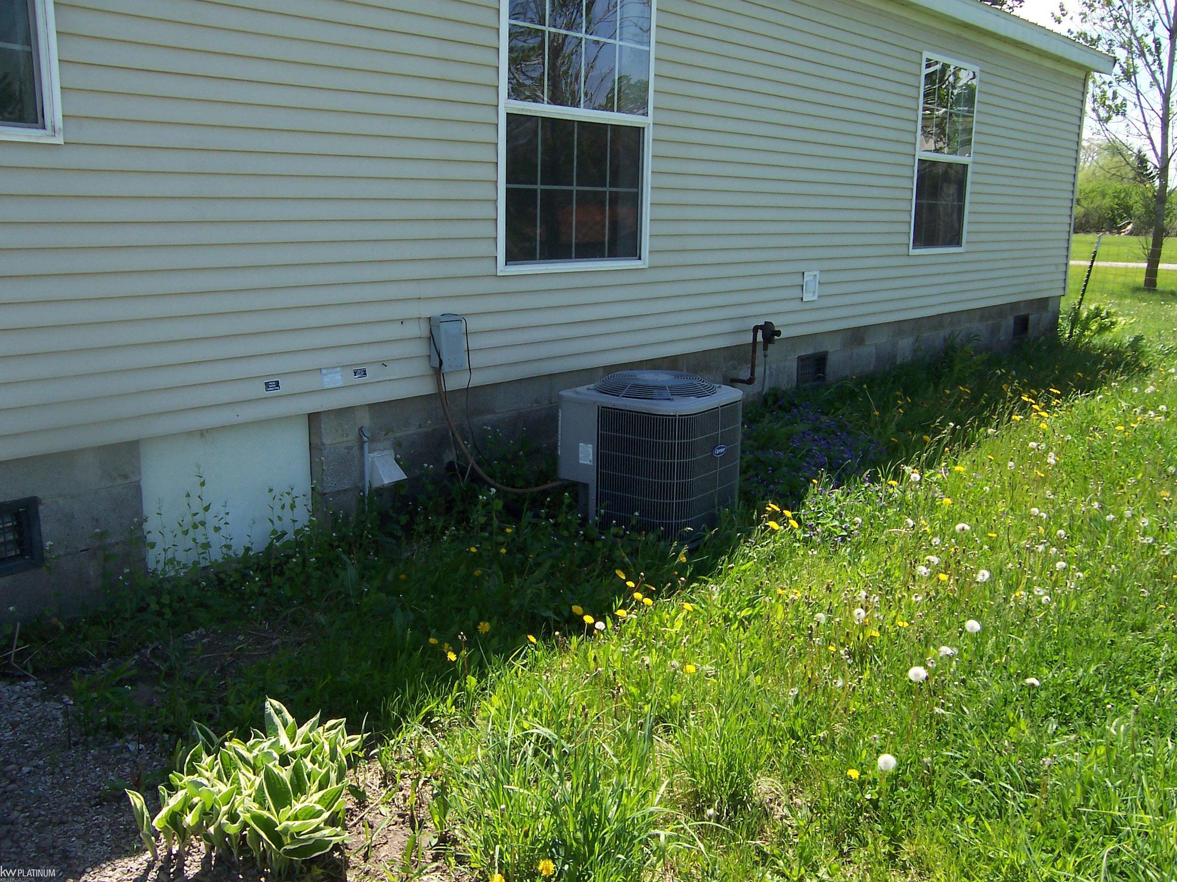 10222 Metcalf Road Avoca, MI 48006 - Photo 19 of 22