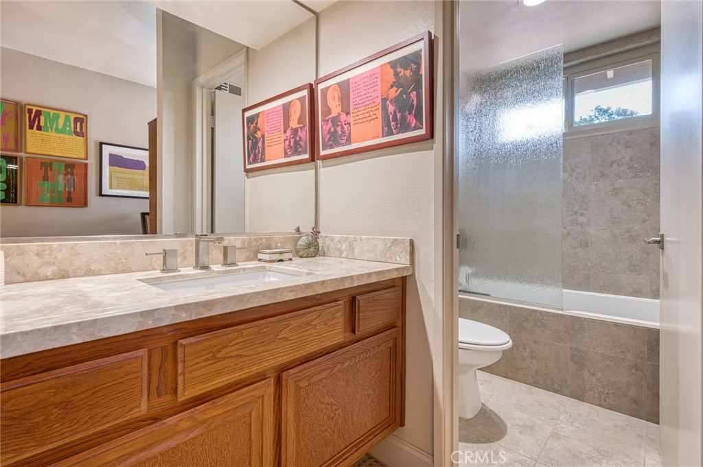 55 Fabriano Irvine, CA 92620 - Photo 18 of 39