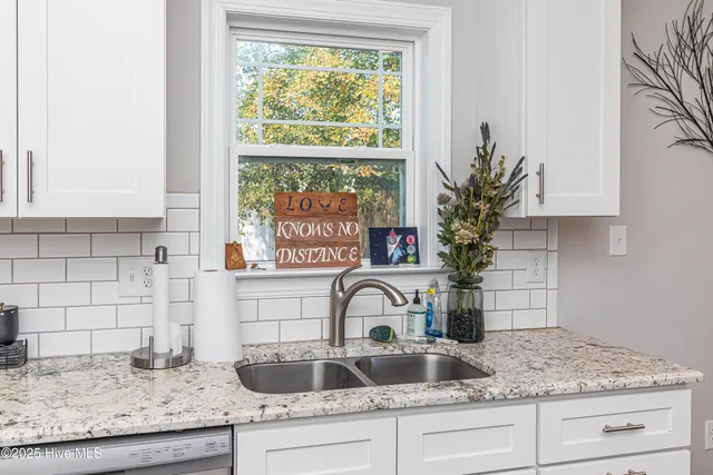 $289,900 | 540 South Beston Road, La Grange, NC 28551