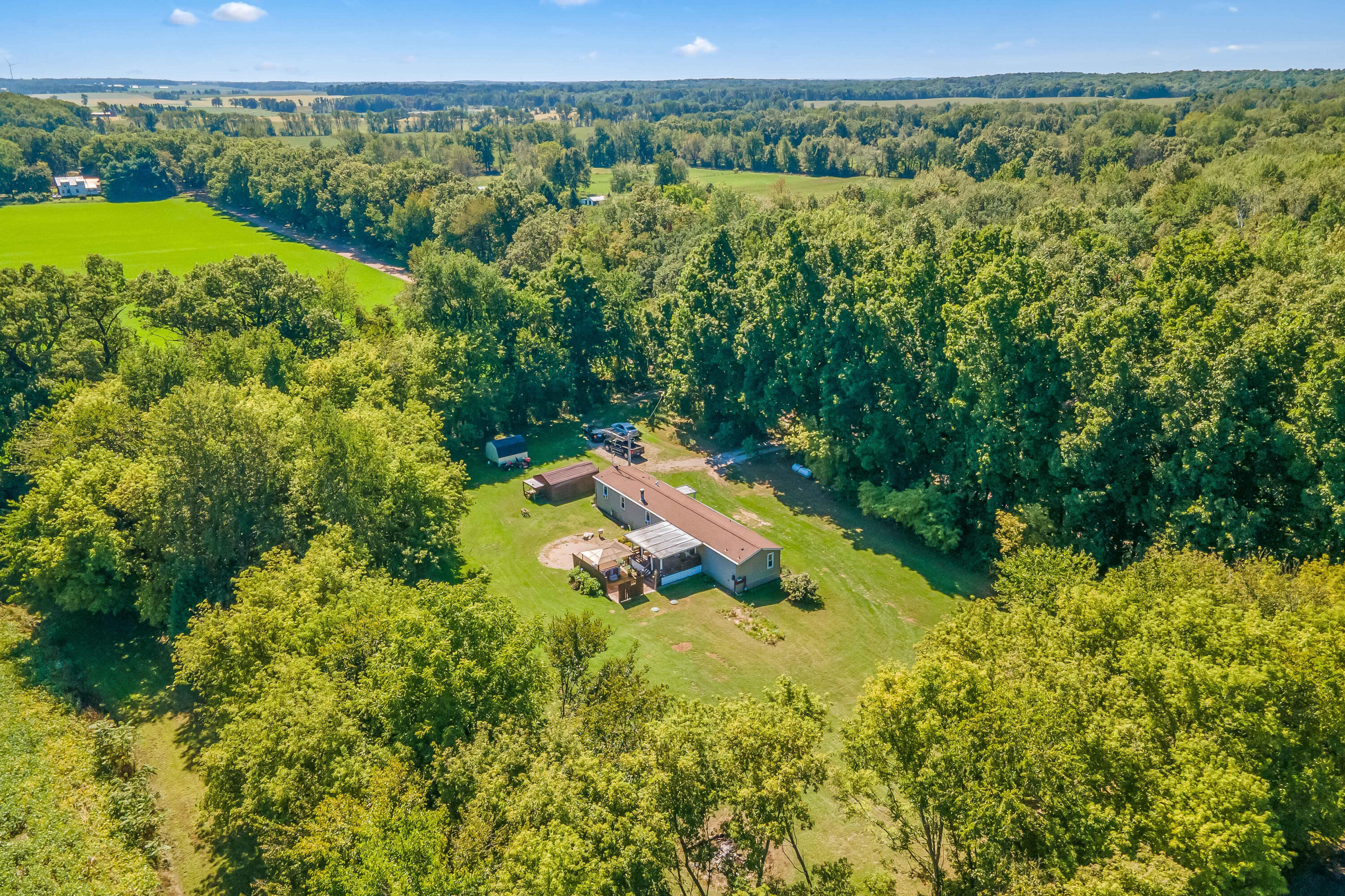11333 Strait Road Jonesville, MI 49250 - Photo 6 of 38 3