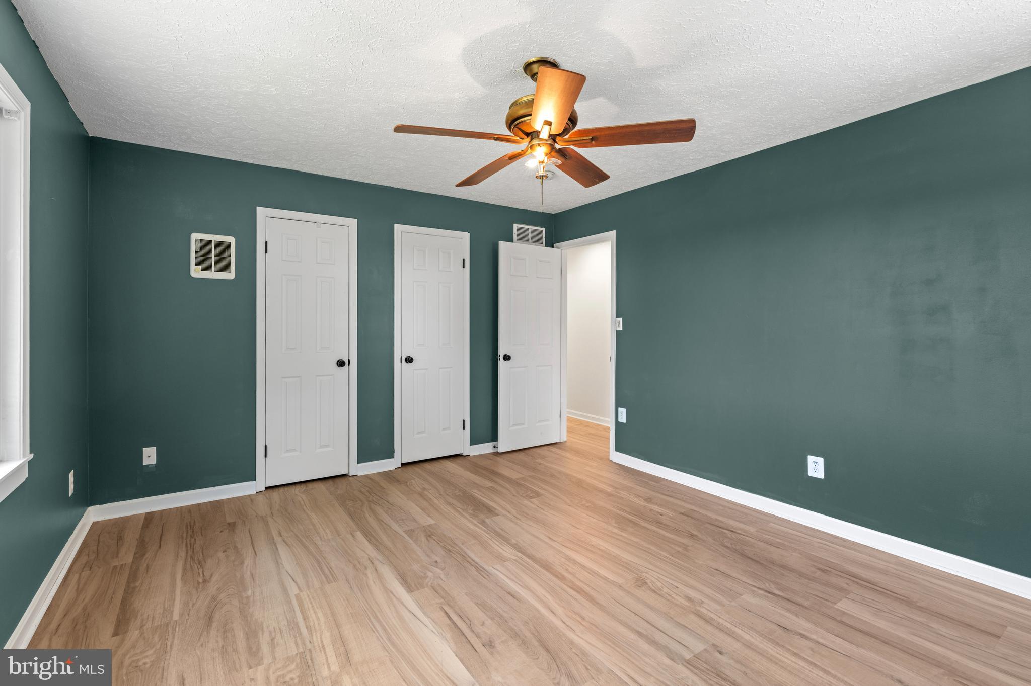 6442 Walker Road Stewartstown, PA 17363 - Photo 15 of 34