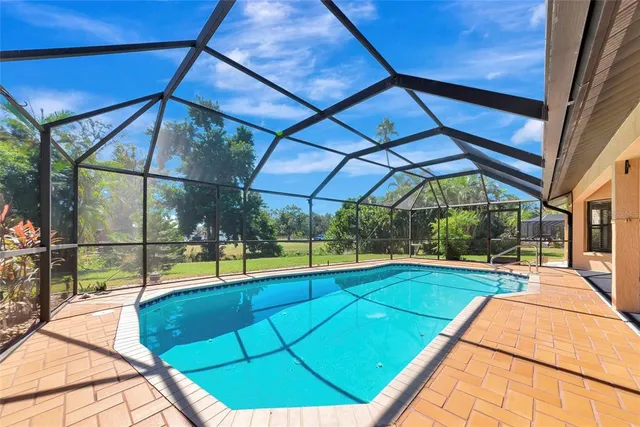 $450,000 | 5122 Wedge Court East, Bradenton, FL 34203