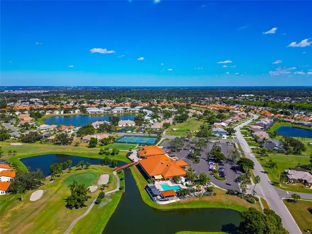 $450,000 | 5122 Wedge Court East, Bradenton, FL 34203