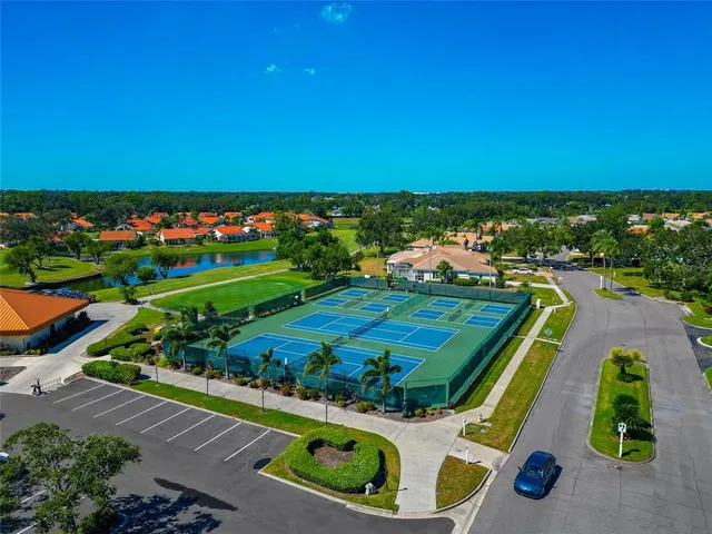 $450,000 | 5122 Wedge Court East, Bradenton, FL 34203