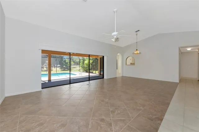 $450,000 | 5122 Wedge Court East, Bradenton, FL 34203