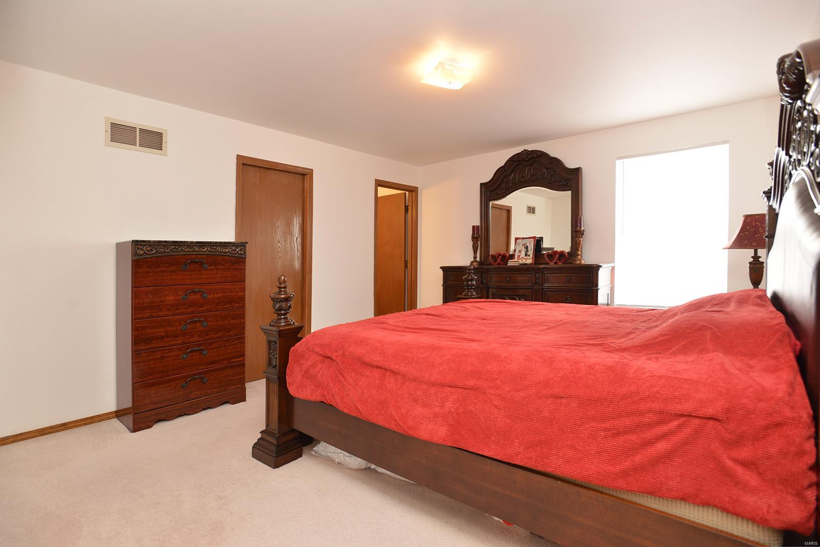 2343 Telegraph Road St. Louis, MO 63125 - Photo 19 of 38 Gallery Image 19