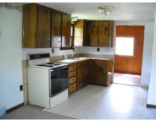 3 Hankerson Road Augusta, ME 04330 - Photo 3 of 9 Kitchen.
