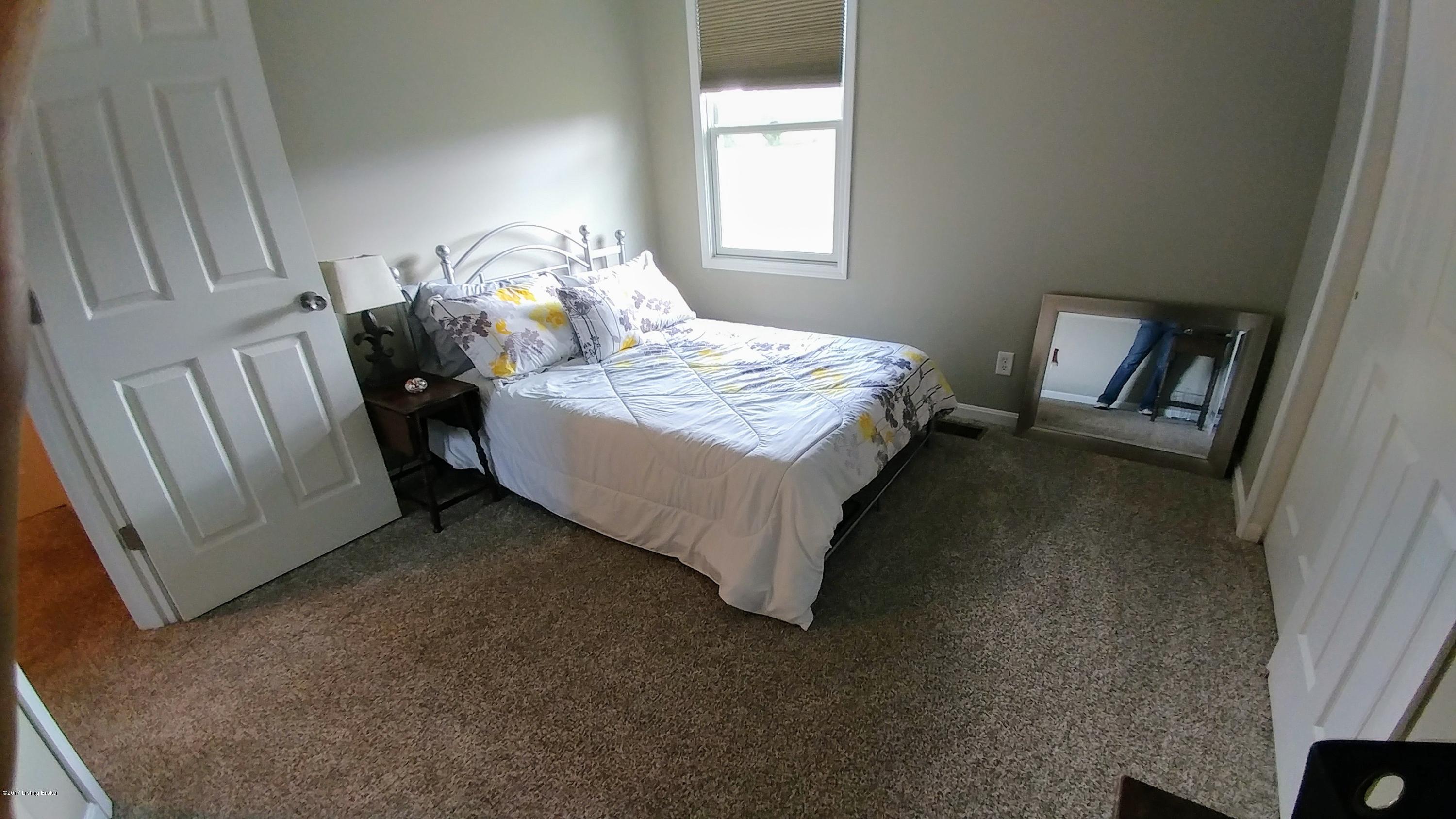 670 Paul Harned Road Lebanon Junction, KY 40150 - Photo 19 of 31 Bedroom