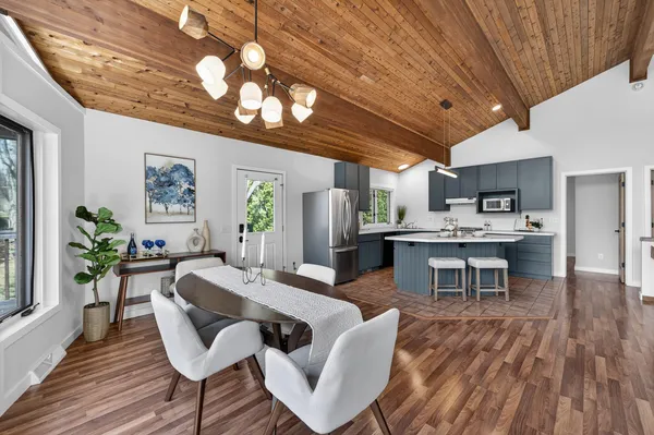 $600,000 | 700 Reid Drive, Mount Horeb, WI 53572