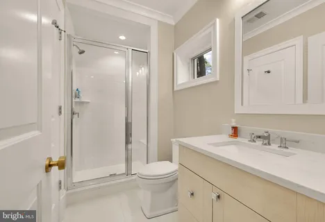 $4,100,000 | 5537 Hawthorne Place Northwest, Washington, DC 20016