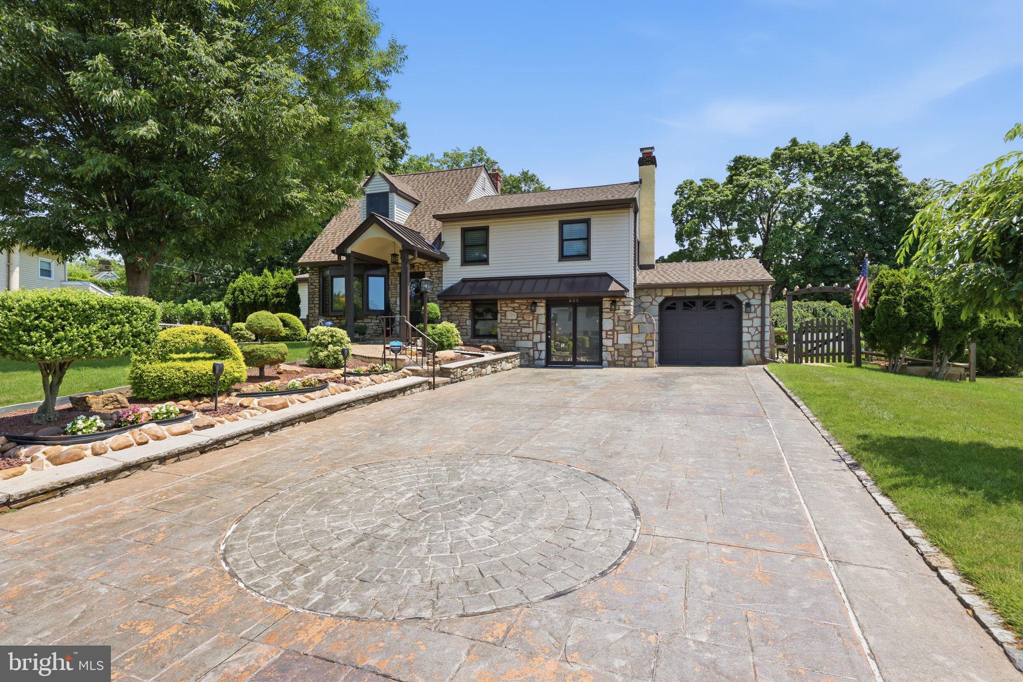 665 Paddock Road Southampton, PA 18966 - Photo 4 of 59