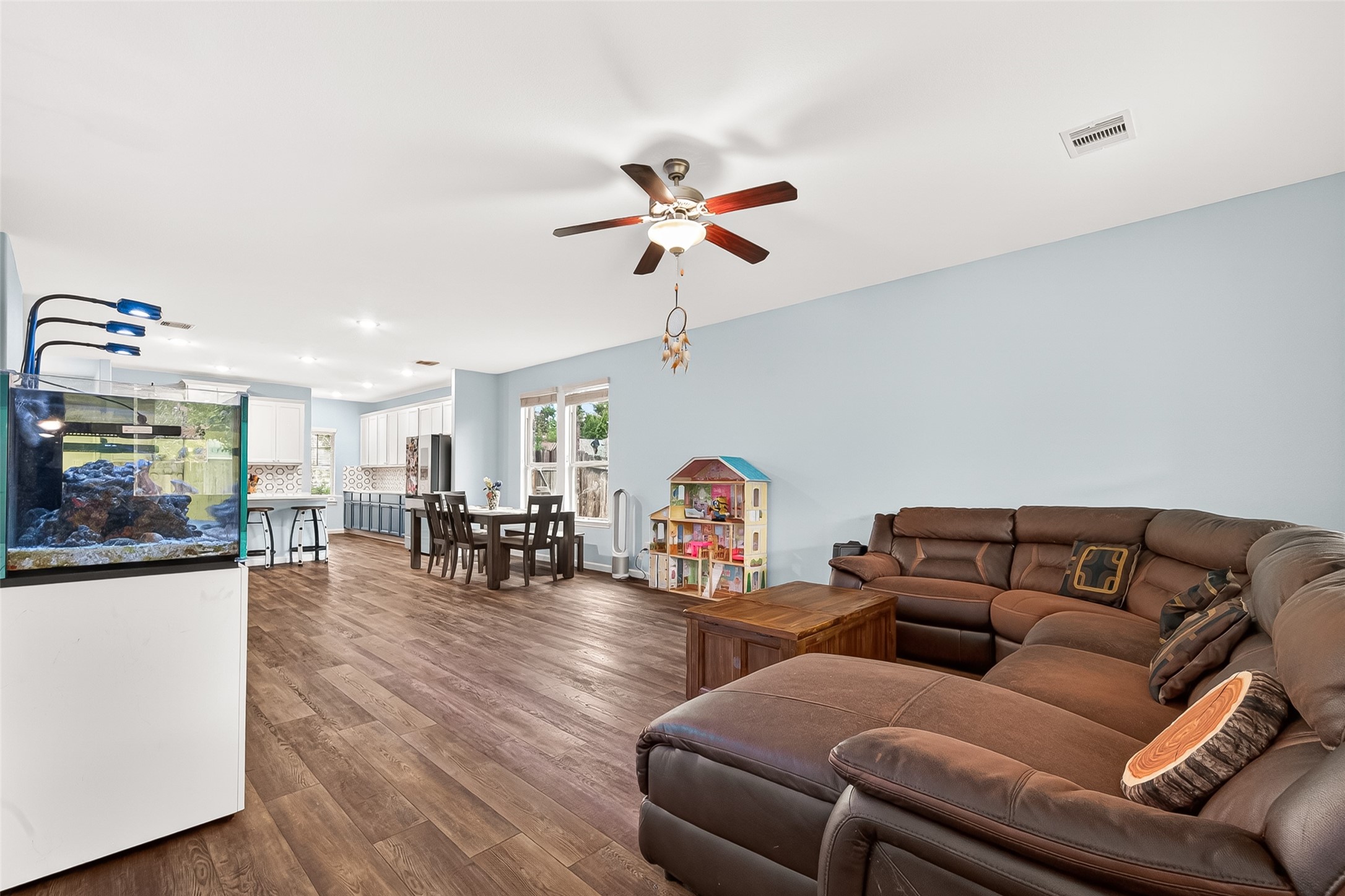 14007 Routt Forest Trail Conroe, TX 77384 - Photo 5 of 50