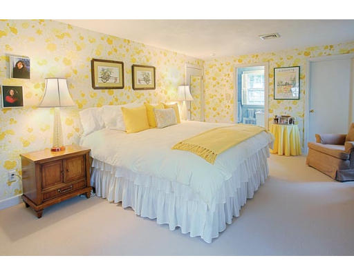 56 Lawmarissa Road Newton, MA 02468 - Photo 5 of 6