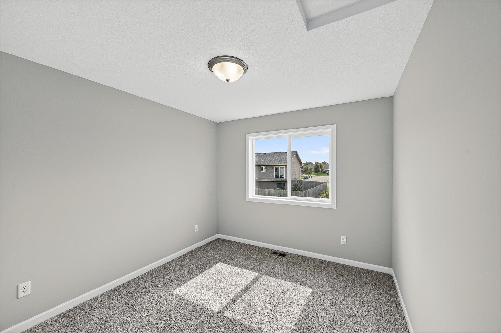 1748 Squirrel Way New Richmond, WI 54017 - Photo 21 of 23