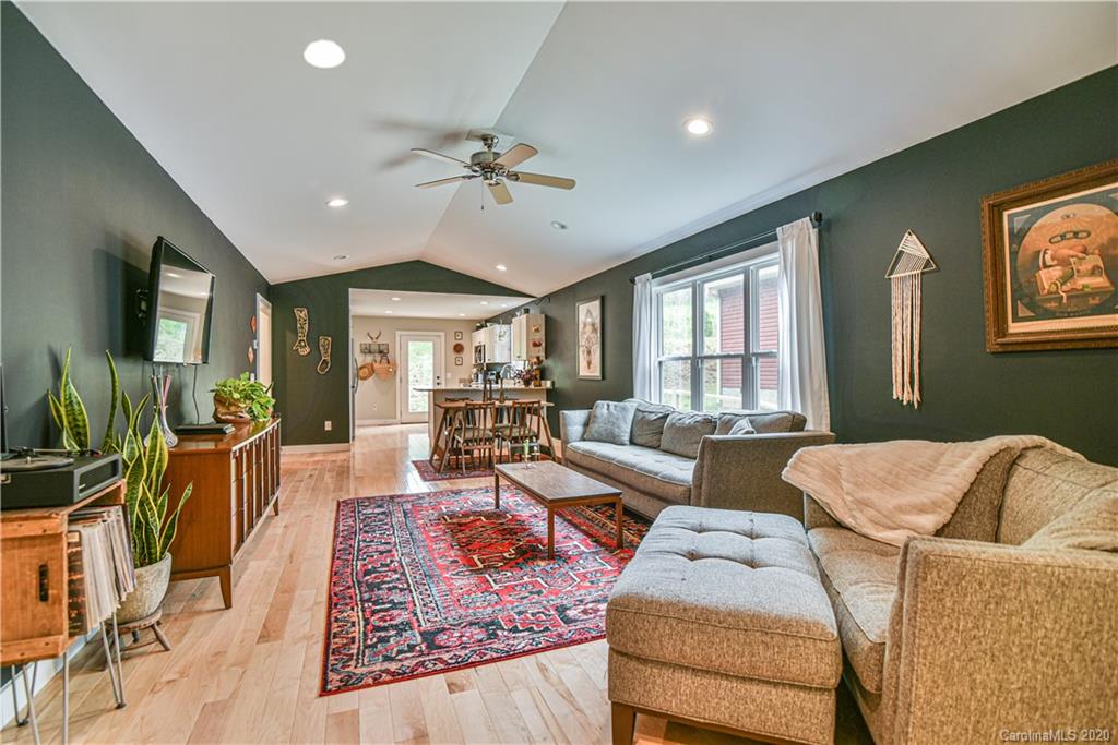 613 Reed Street Asheville, NC 28803 - Photo 18 of 32 Gallery Image 18