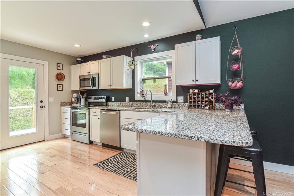 613 Reed Street Asheville, NC 28803 - Photo 22 of 32 Gallery Image 22