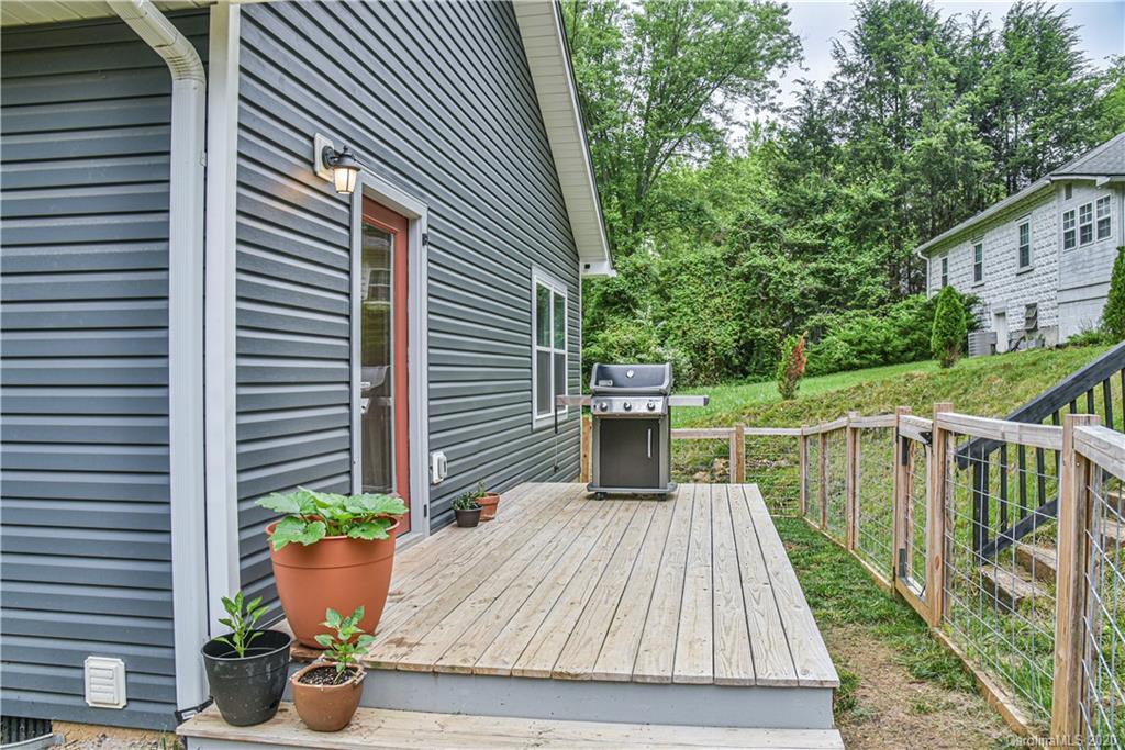 613 Reed Street Asheville, NC 28803 - Photo 9 of 32 Gallery Image 9