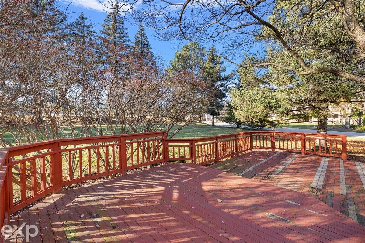 1579 Lomas Verdes Rochester Hills, MI 48306 - Photo 12 of 64