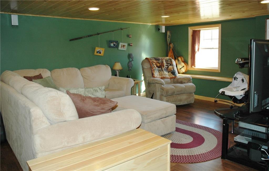 208 Togus Road Chelsea, ME 04330 - Photo 6 of 23 LIVING ROOM