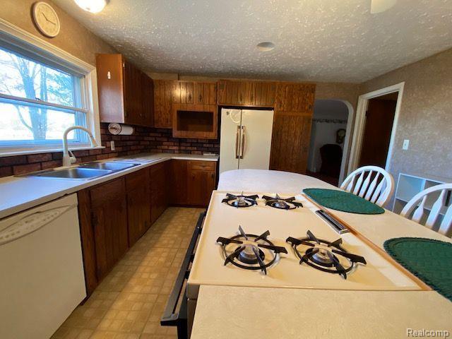 6379 Kelly Road Flushing, MI 48433 - Photo 4 of 22