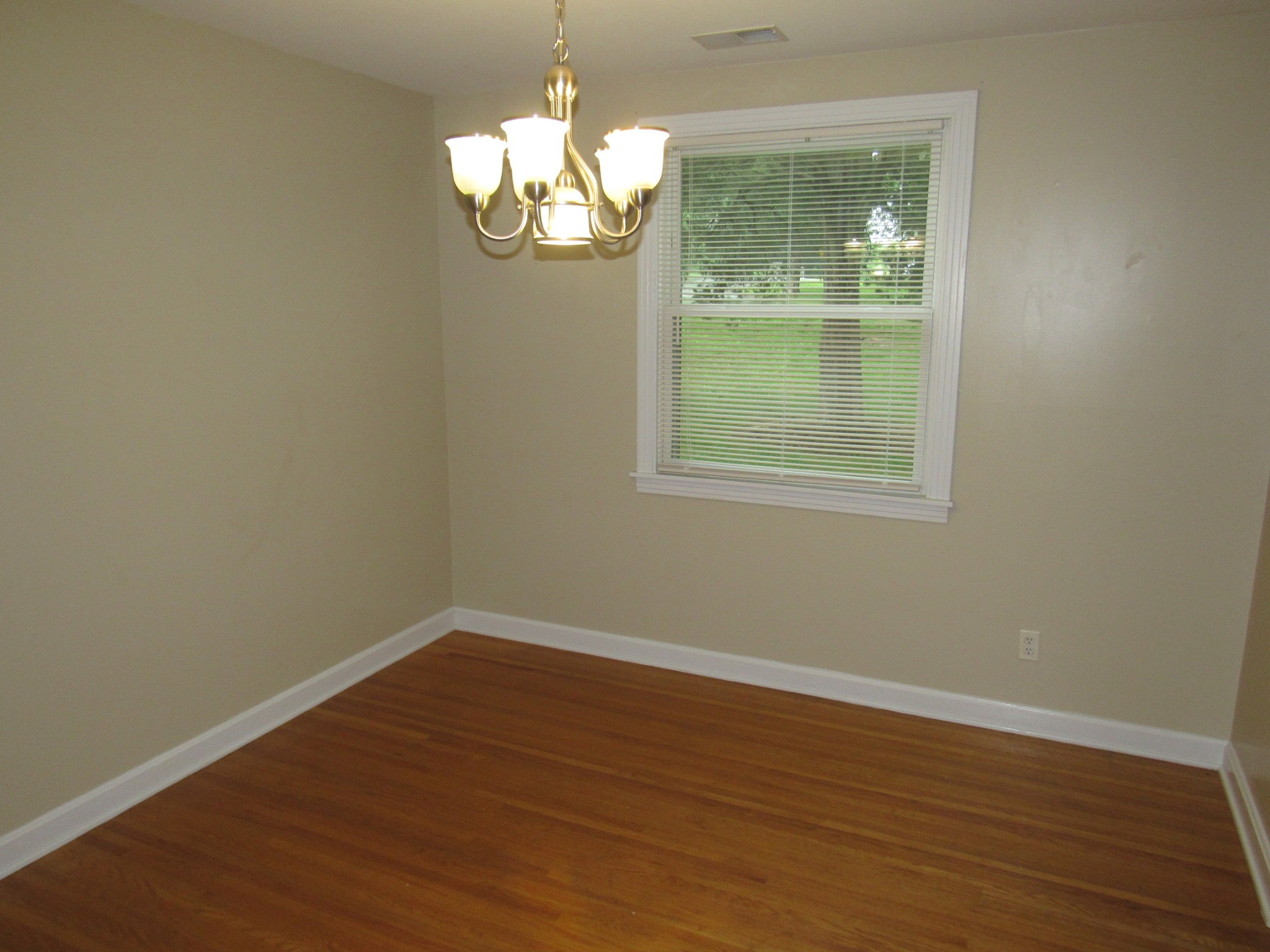 600 Vantrease Road Madison, TN 37115 - Photo 8 of 29 Gallery Image 8