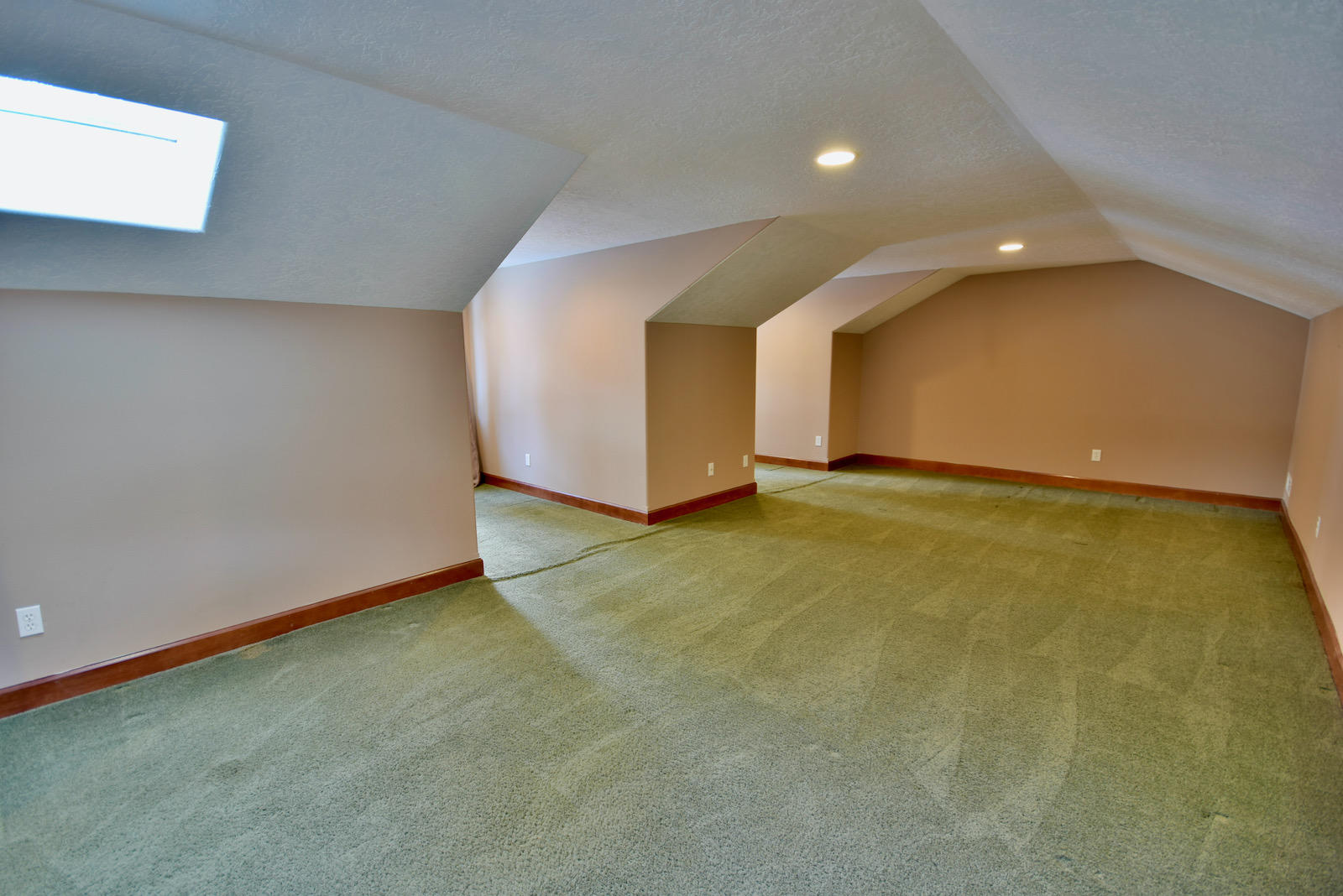59985 Navajo Road Bend, OR 97702 - Photo 28 of 43 DSC_0044