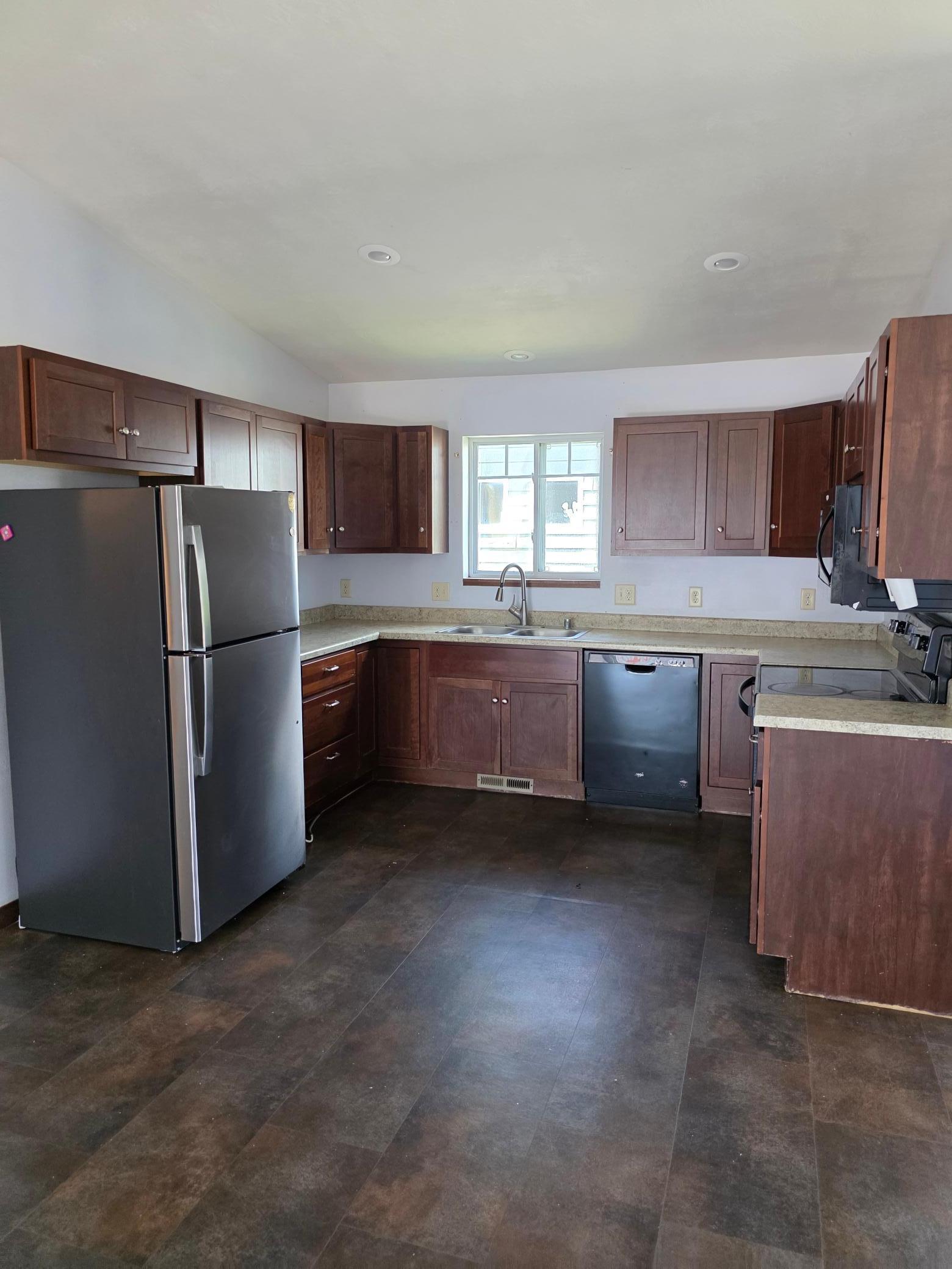 1719 Grand Avenue Worthington, MN 56187 - Photo 2 of 13