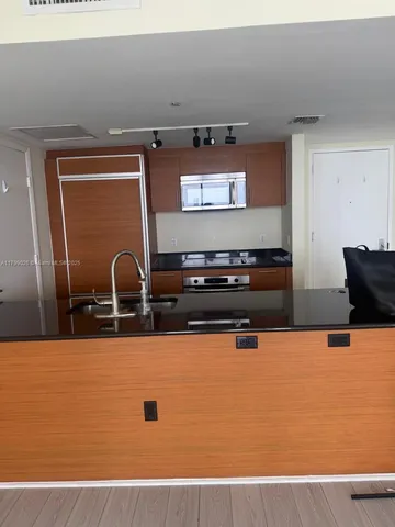 $4,400 | 50 Biscayne Boulevard, Unit 2204, Miami, FL 33132