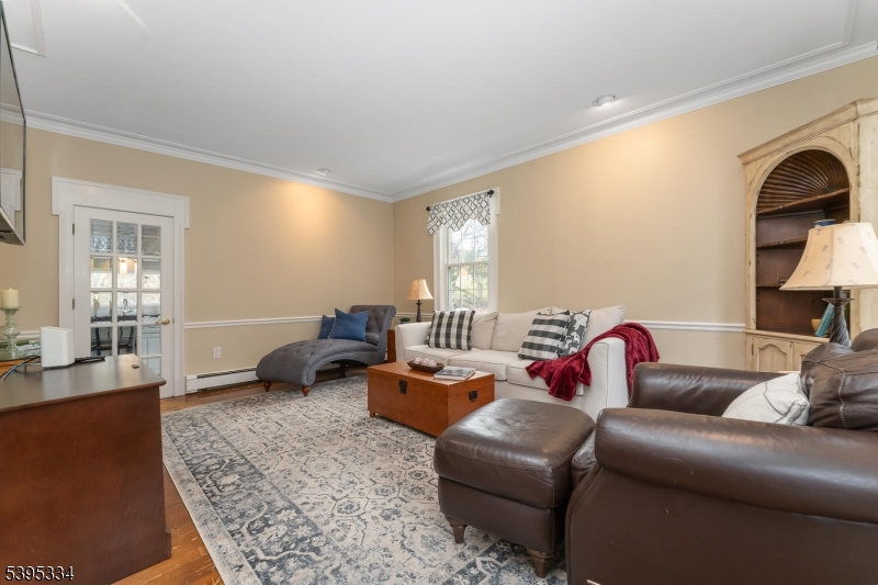 383 Pittstown Road Pittstown, NJ 08867 - Photo 4 of 29 a living room with furniture