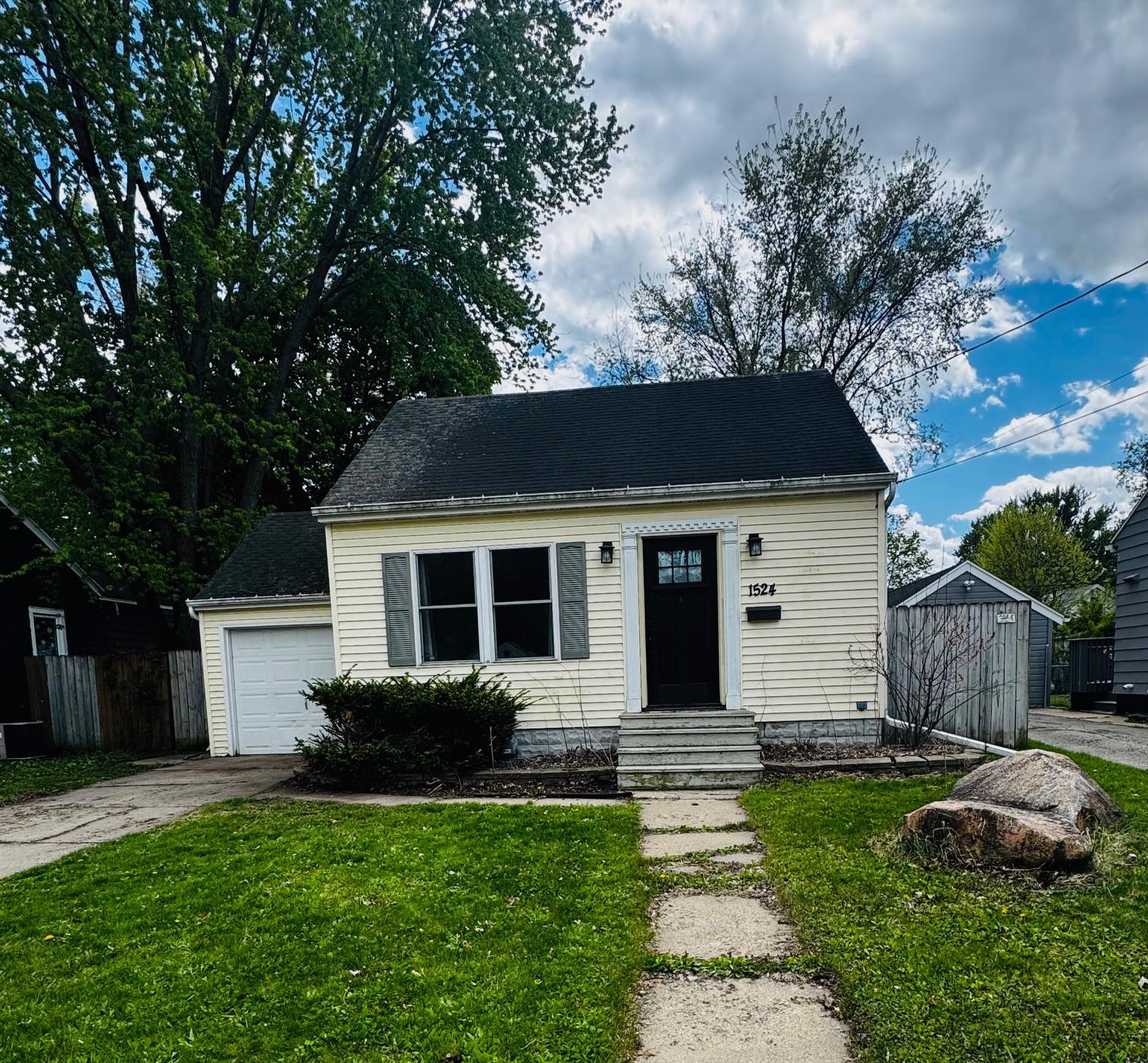 1524 4th Street Northeast Rochester, MN 55906 - Photo 1 of 1 Gallery Image 1