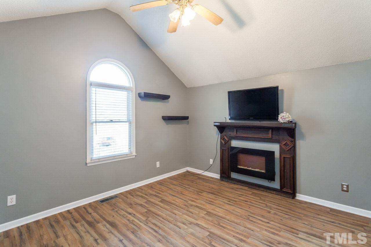 640 Turlington Road Dunn, NC 28334 - Photo 5 of 25 Gallery Image 5