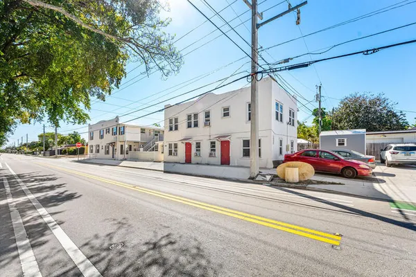 $1,650 | 801 Dobbins Street, Unit 7, West Palm Beach, FL 33405