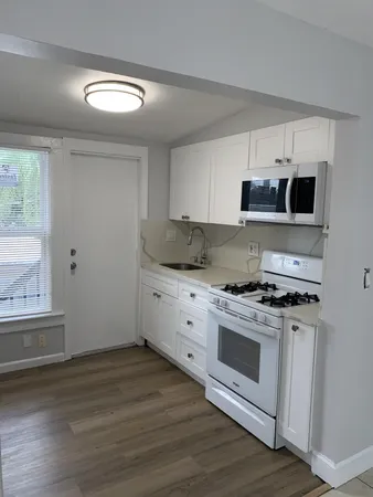 $1,650 | 801 Dobbins Street, Unit 7, West Palm Beach, FL 33405