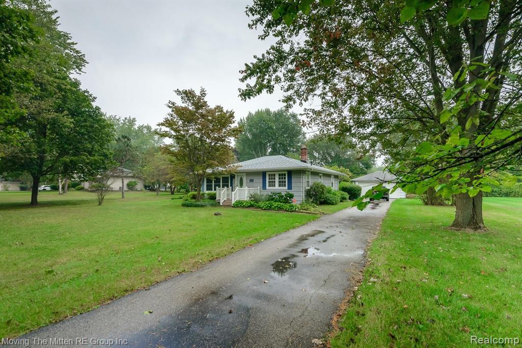 16867 Renton Road Belleville, MI 48111 - Photo 34 of 46