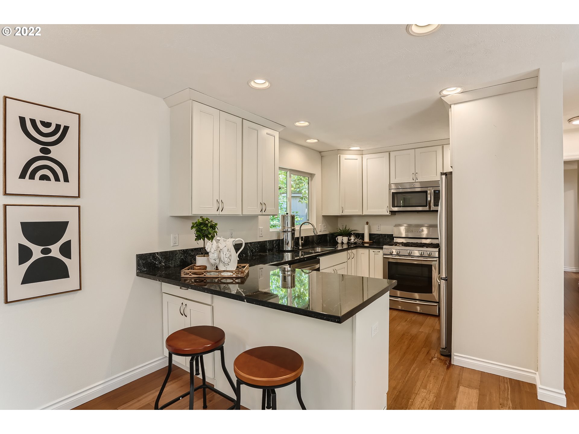 9650 Southwest Morrison Street Portland, OR 97225 - Photo 8 of 26 Gallery Image 8