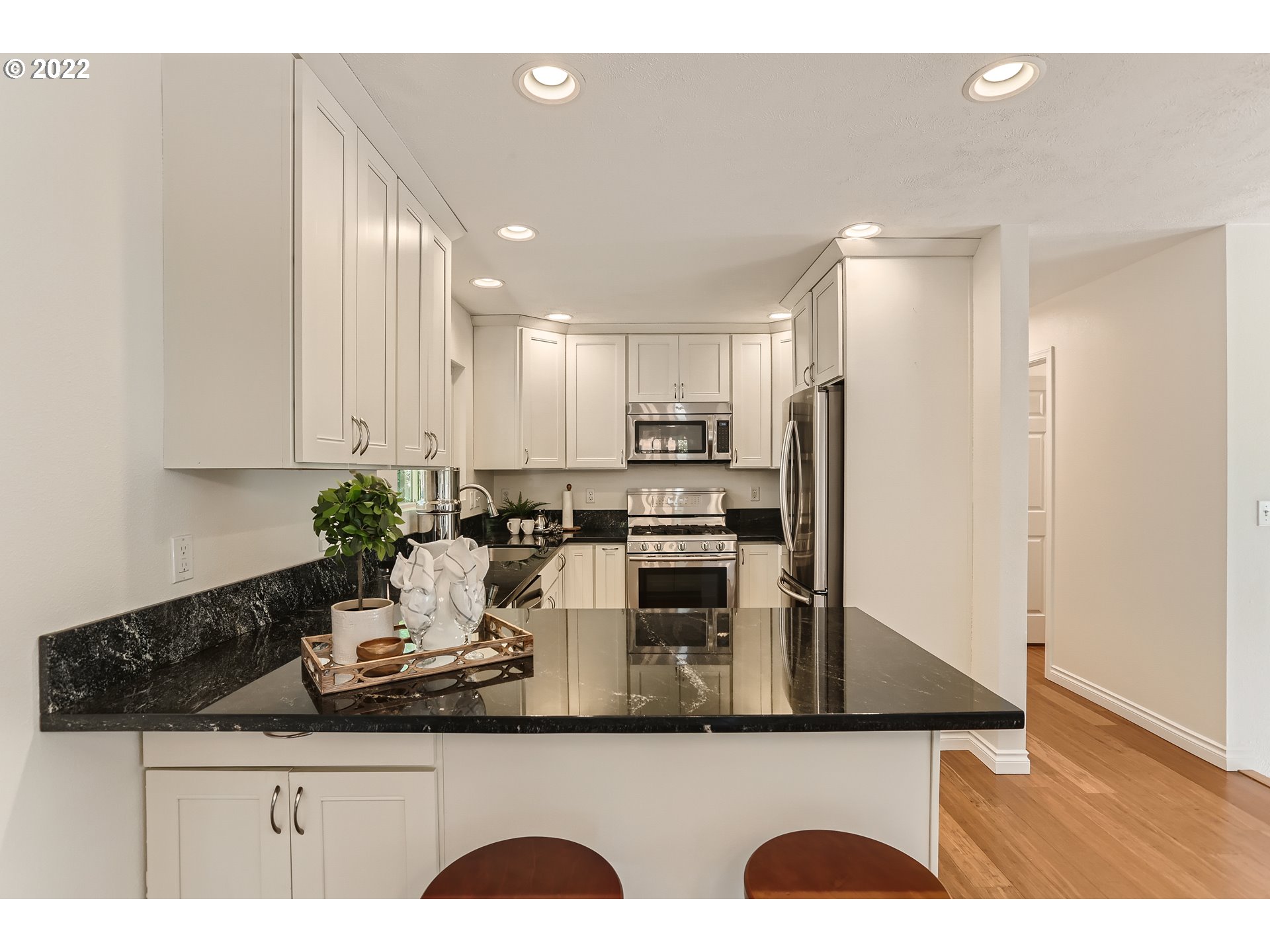 9650 Southwest Morrison Street Portland, OR 97225 - Photo 10 of 26 Gallery Image 10