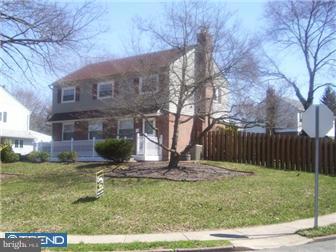 539 Maplewood Road Springfield, PA 19064 - Photo 4 of 12