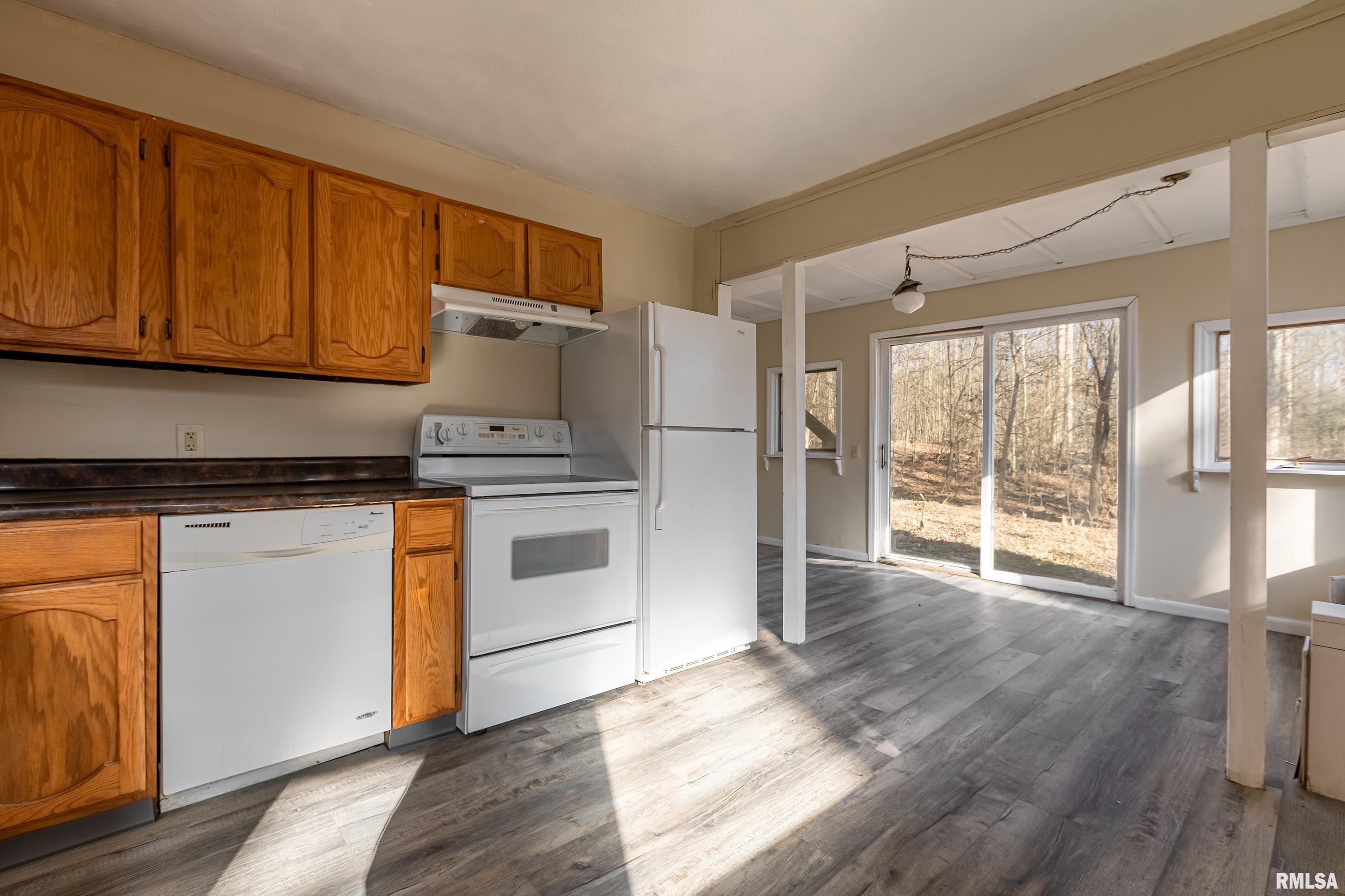 528 East No Name Road Carbondale, IL 62902 - Photo 14 of 31 Gallery Image 14