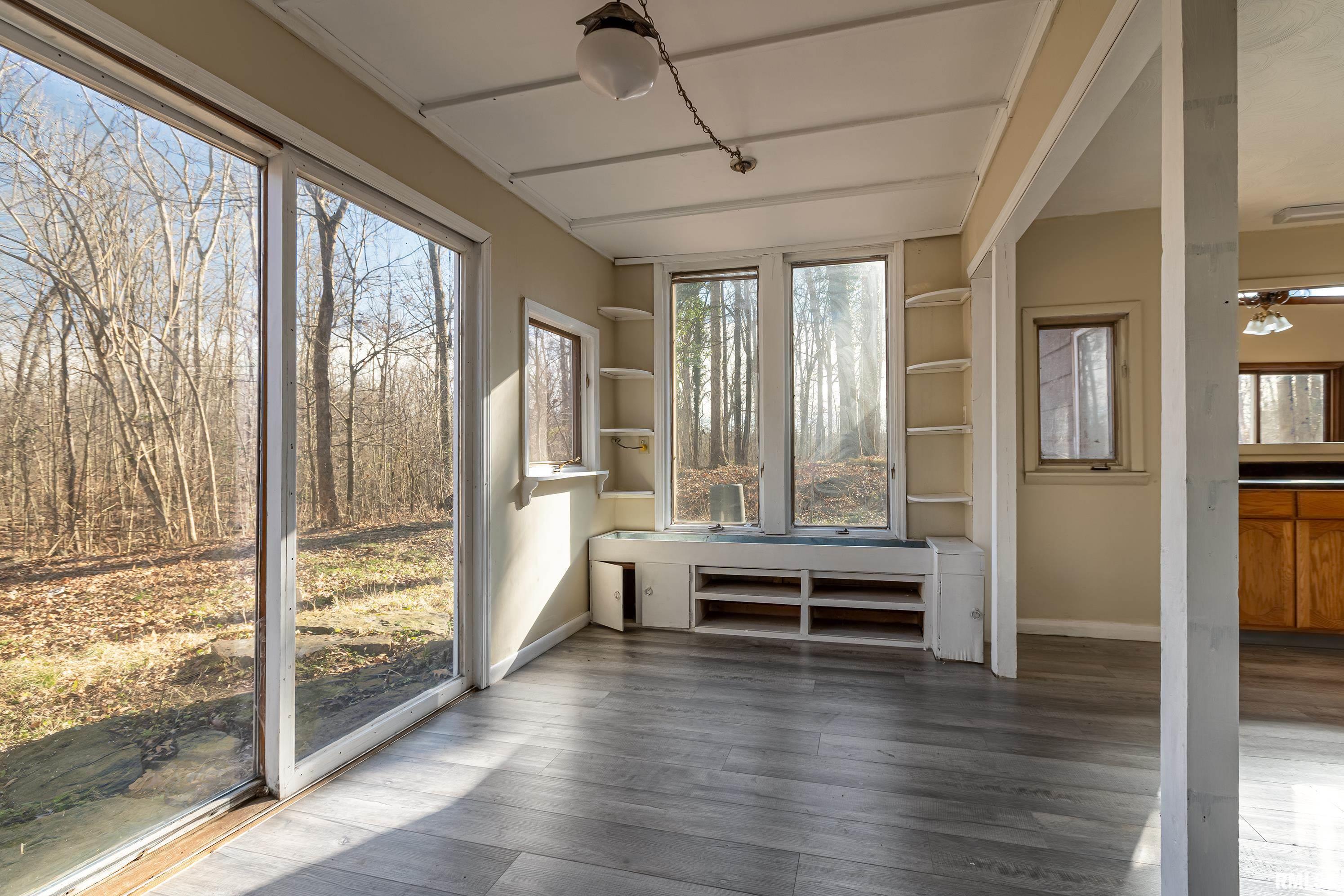 528 East No Name Road Carbondale, IL 62902 - Photo 15 of 31 Gallery Image 15