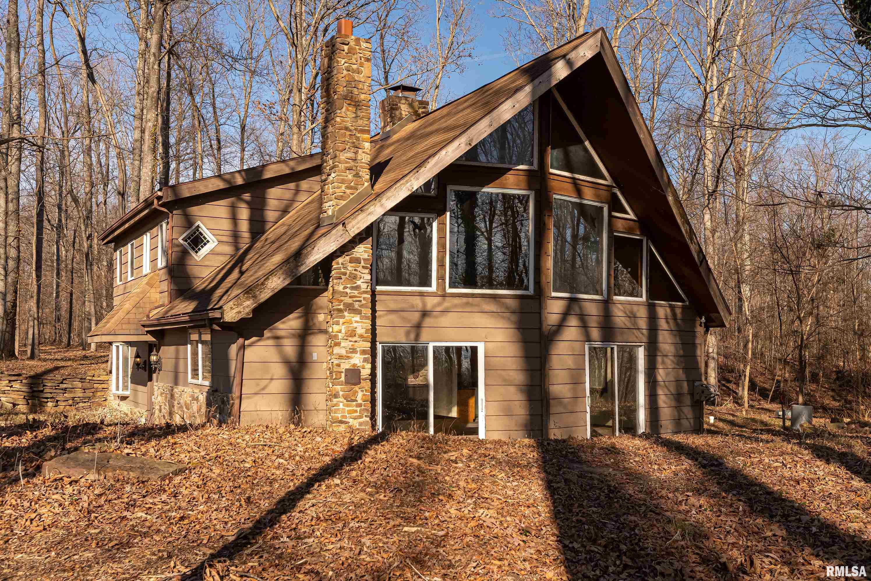 528 East No Name Road Carbondale, IL 62902 - Photo 3 of 31 Gallery Image 3