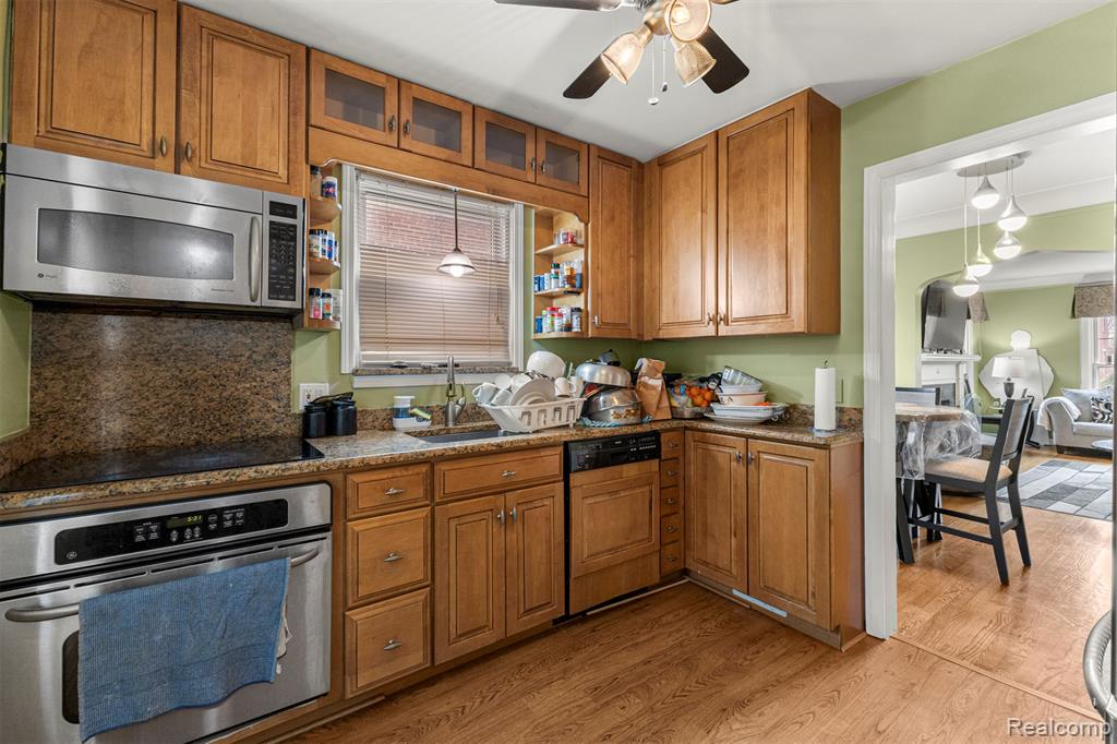 1750 North Waverly Street Dearborn, MI 48128 - Photo 13 of 38