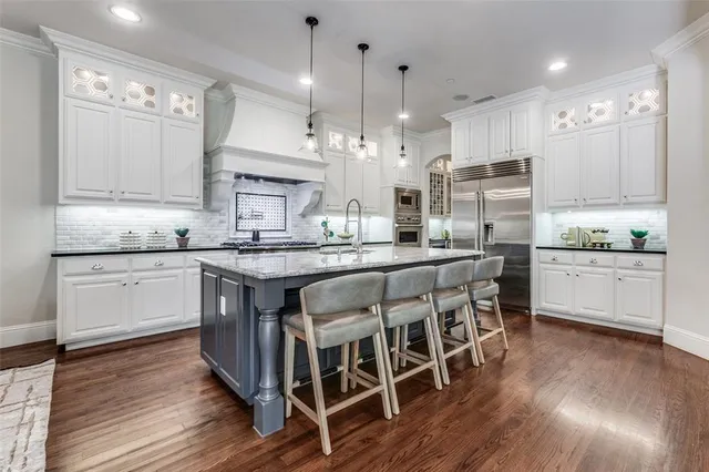 $3,150,000 | 3329 Milton Avenue, University Park, TX 75205