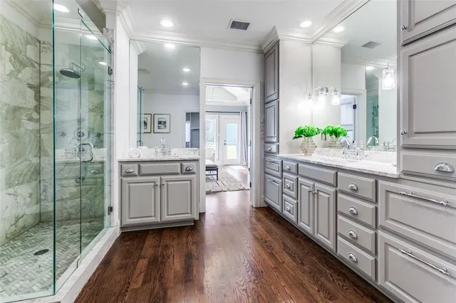 $3,150,000 | 3329 Milton Avenue, University Park, TX 75205