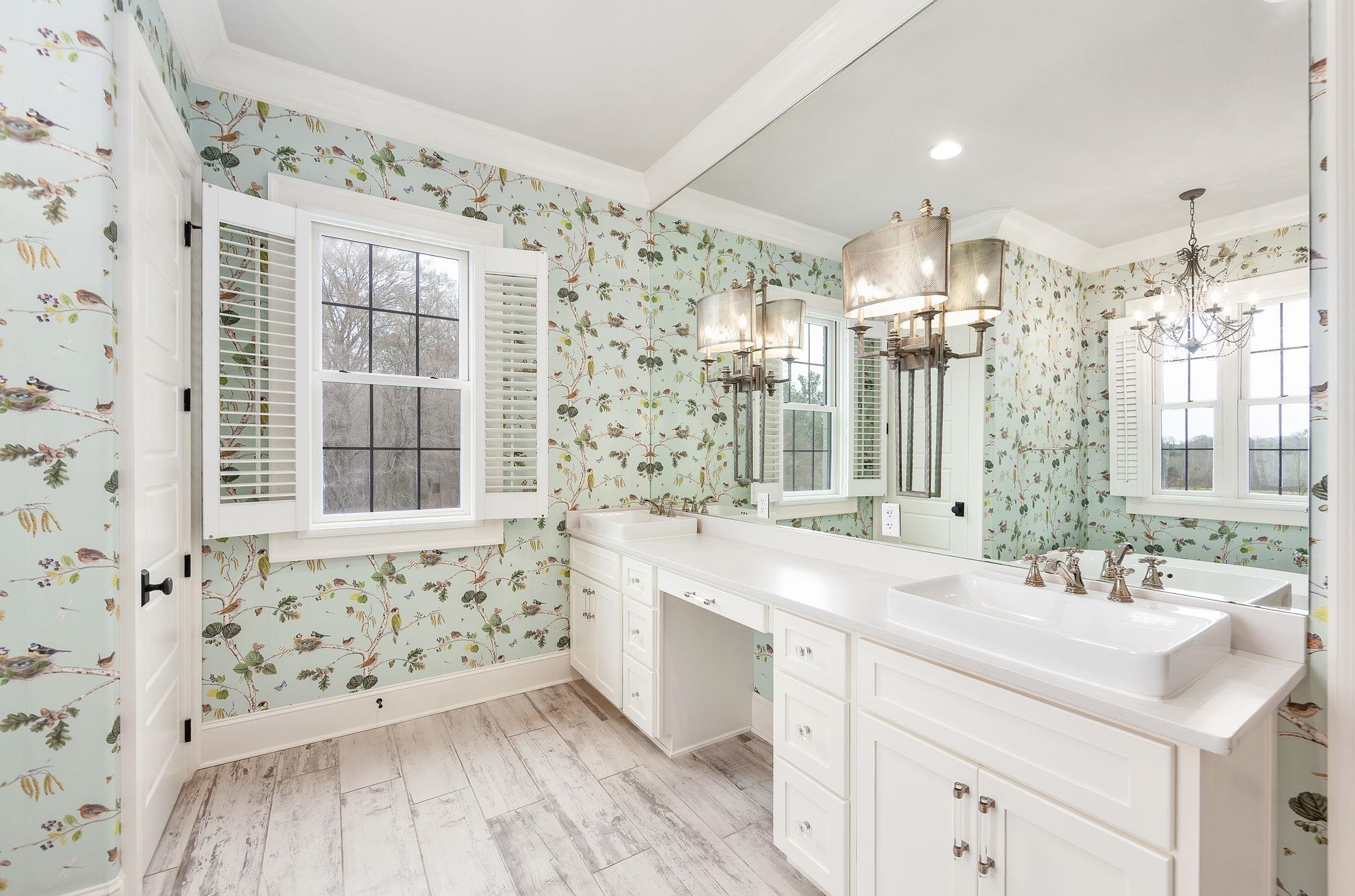 348 Countryside Drive Lexington, TN 38351 - Photo 22 of 39 a bathroom with a sink and a bathtub