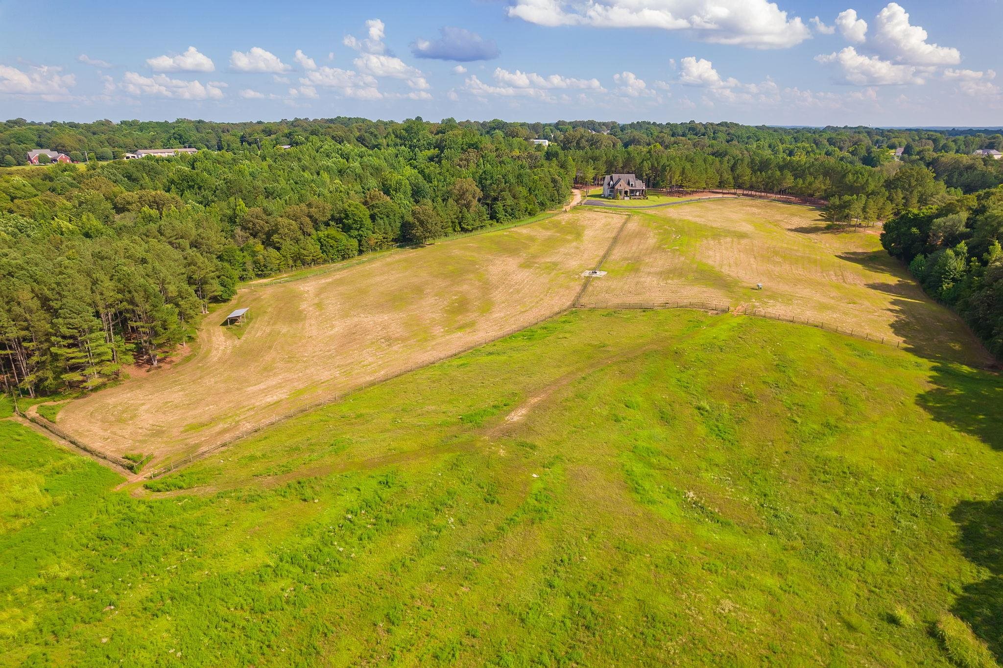 348 Countryside Drive Lexington, TN 38351 - Photo 37 of 39 a view of outdoor space and yard
