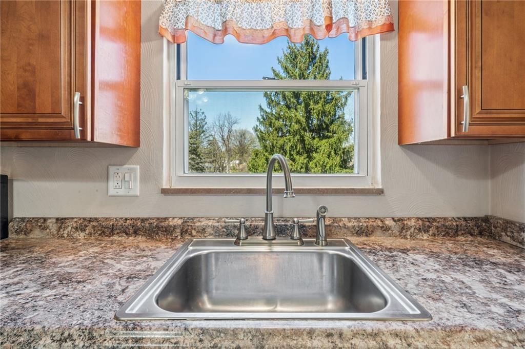 523 Beatty Road Monroeville, PA 15146 - Photo 14 of 43