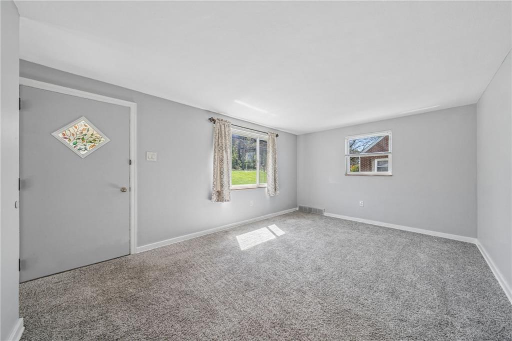 523 Beatty Road Monroeville, PA 15146 - Photo 4 of 43