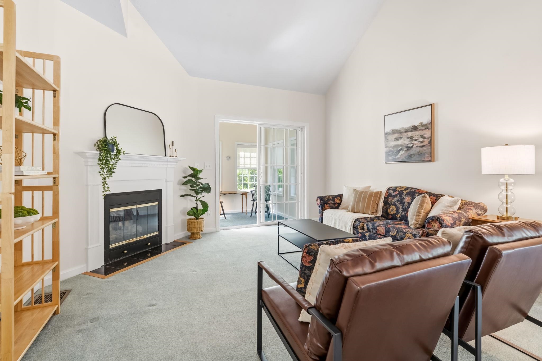 34 Mammoth Road, Unit 25 Hooksett, NH 03106 - Photo 6 of 55