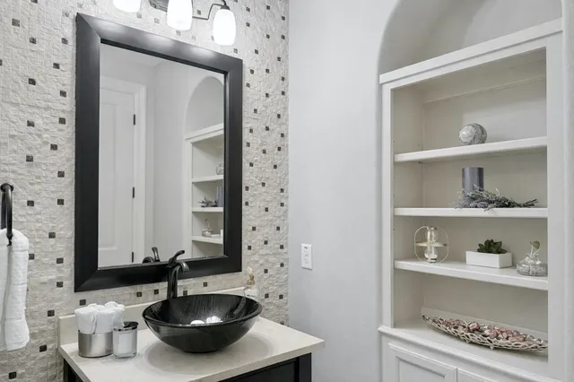 $11,000 | 19 Paloma Bend Place, Spring, TX 77389