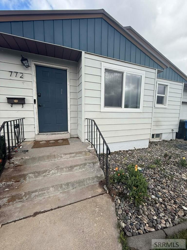 772 Fir Street Pocatello, ID 83201 - Photo 2 of 46
